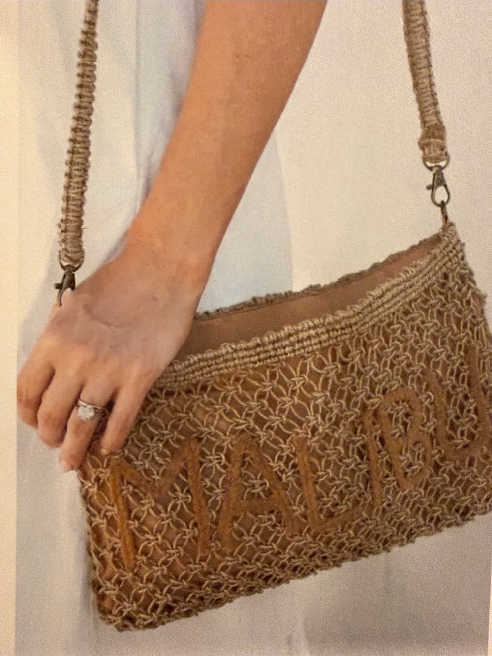 Woven Straw Shoulder Bag - Natural Tan